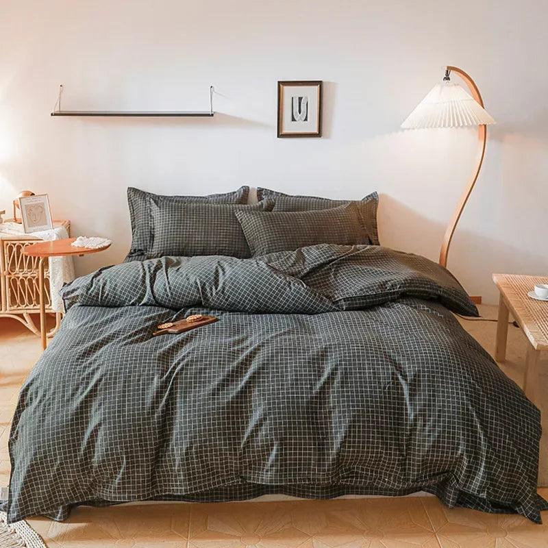 4 Piece Bedding Set Duvet Cover, Sheets and Pillowcases - Volaia
