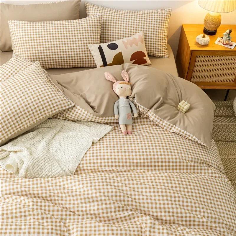 4 Piece Bedding Set Duvet Cover, Sheets and Pillowcases - Volaia