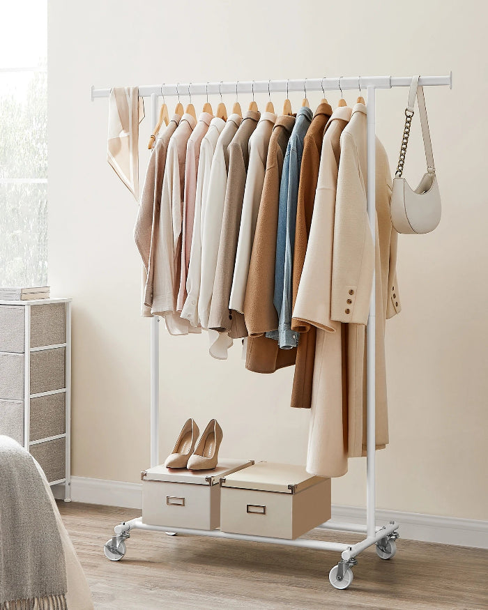 Volaia - Adjustable Clothes Rail