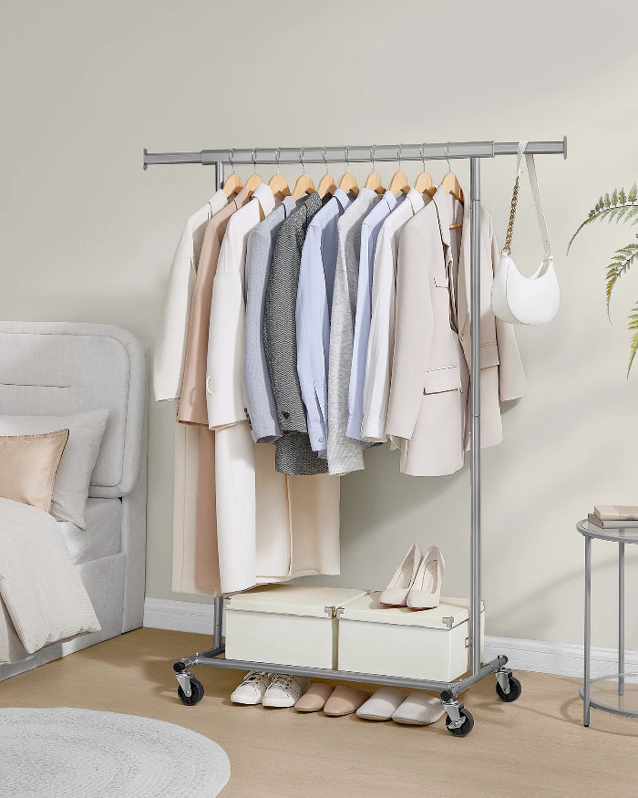 Volaia - Adjustable Clothes Rail