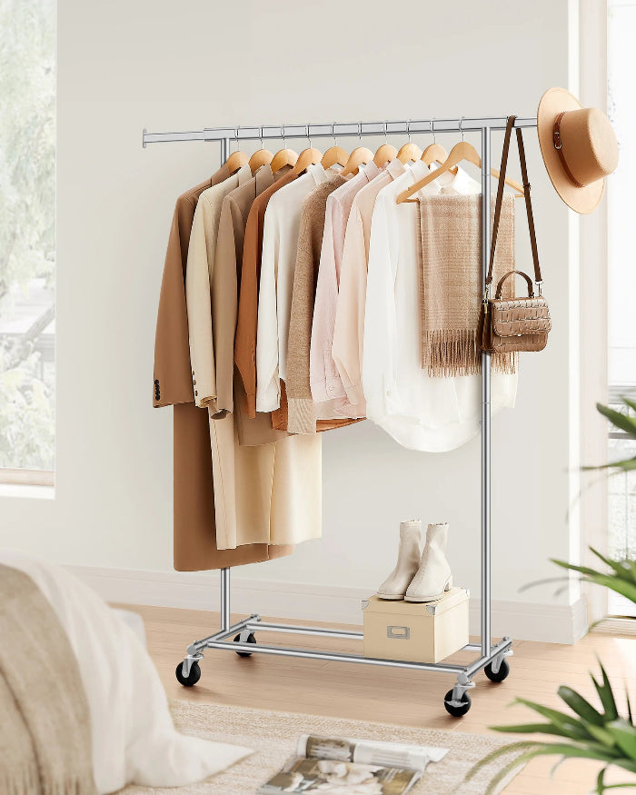 Volaia - Adjustable Clothes Rail