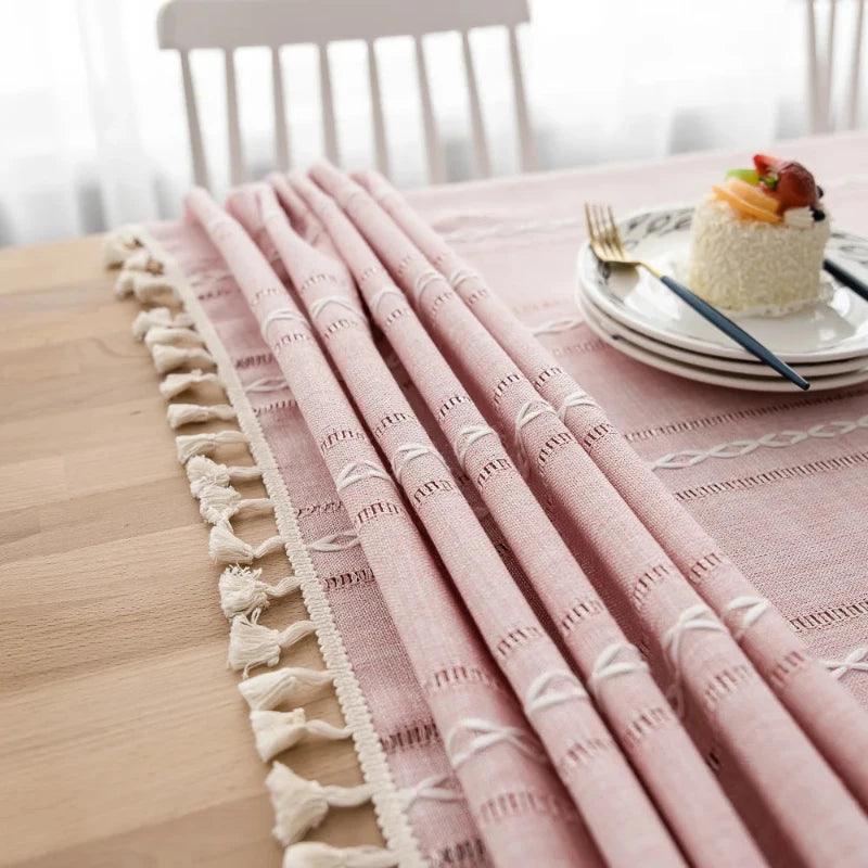 Cotton and Linen Tablecloth Elegant and Durable - Volaia