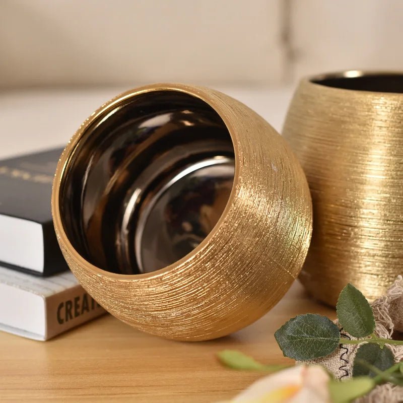 Elegant Gold - Plated Ceramic Succulent Vase - Volaia