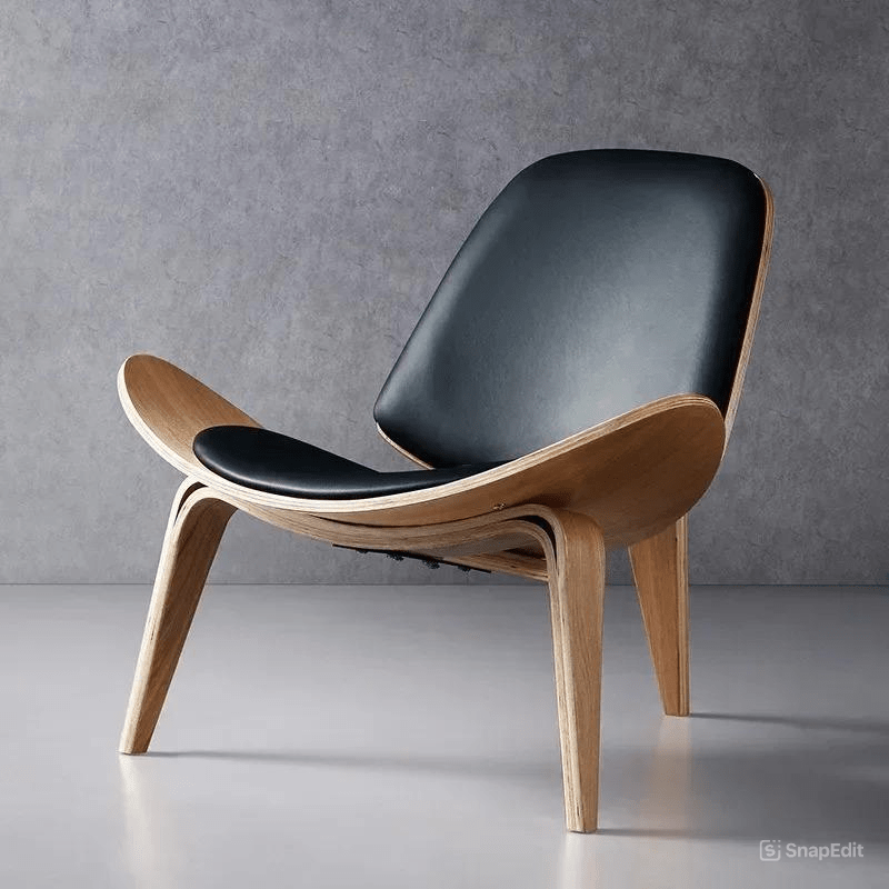 Elegant Shell Chair - Retro Danish Design - Volaia