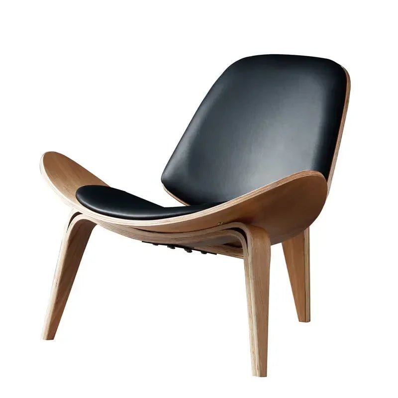 Elegant Shell Chair - Retro Danish Design - Volaia