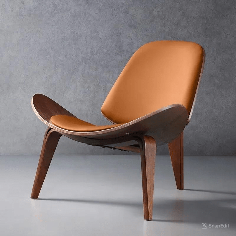 Elegant Shell Chair - Retro Danish Design - Volaia