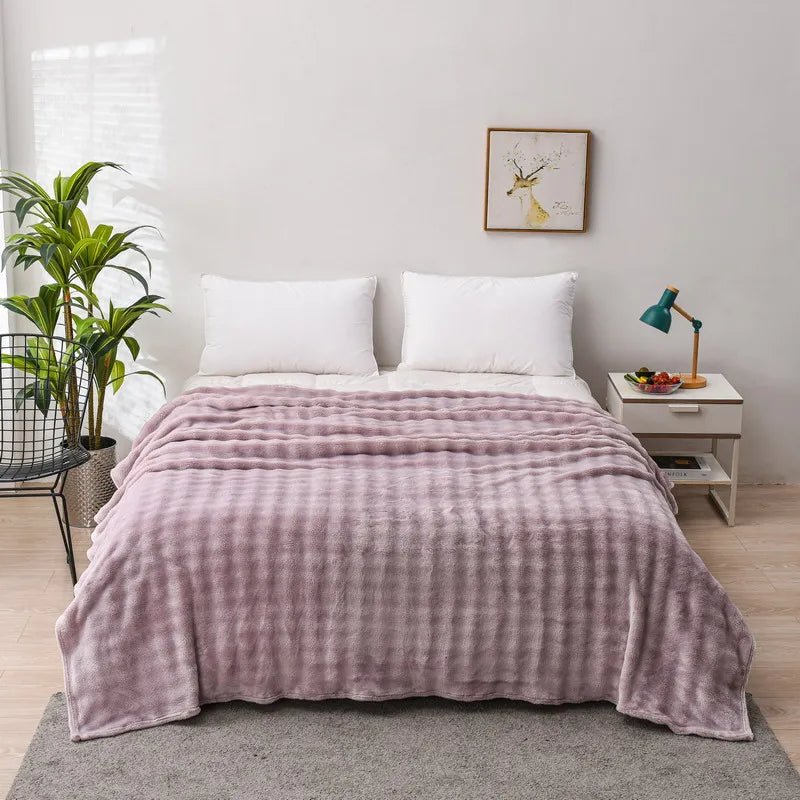 Luxurious Flannel Rabbit Fur Blanket for Cozy Comfort - Volaia