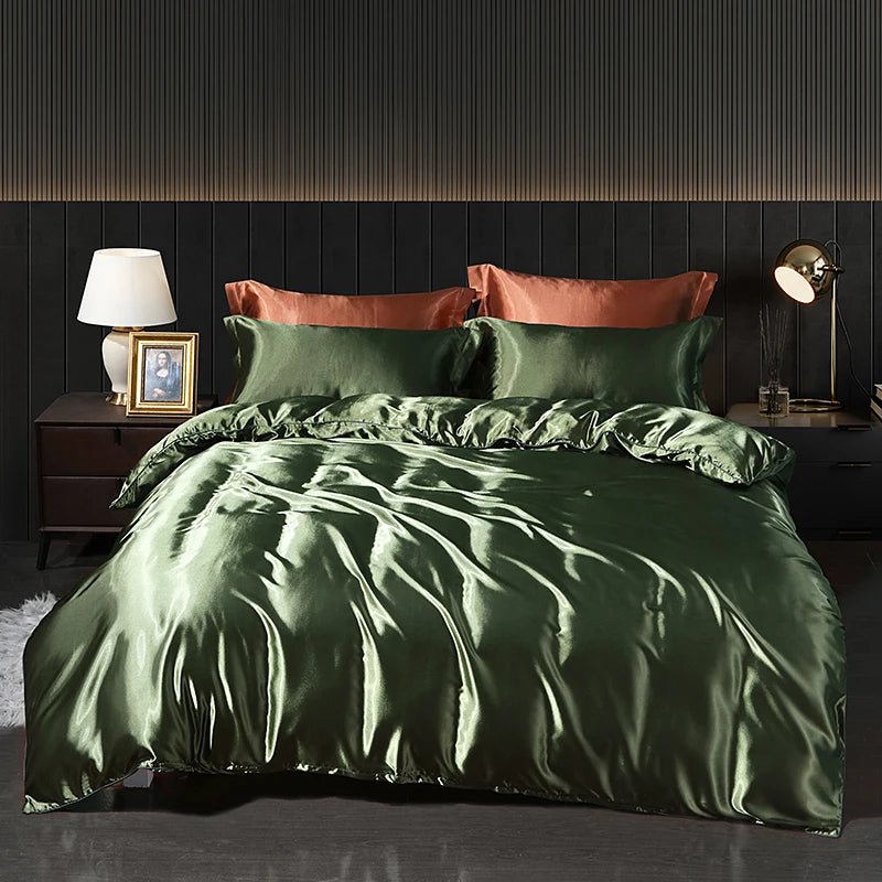 Luxury Satin Bed Set with Fitted Sheet and Duvet Cover - Volaia