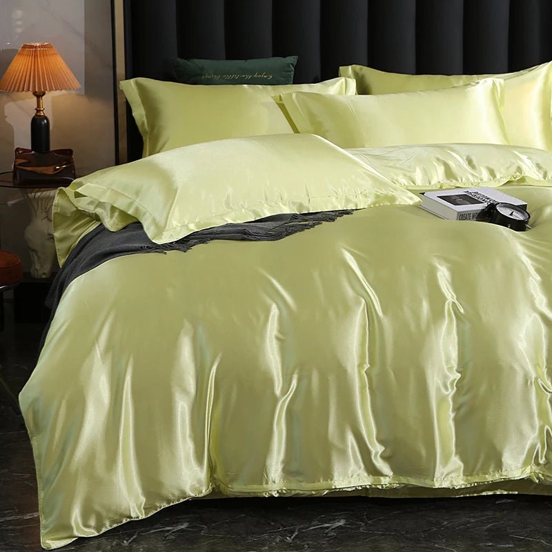 Luxury Satin Bed Set with Fitted Sheet and Duvet Cover - Volaia