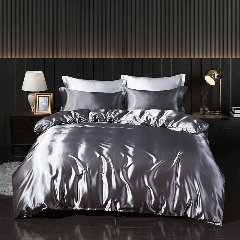 Luxury Satin Bed Set with Fitted Sheet and Duvet Cover - Volaia