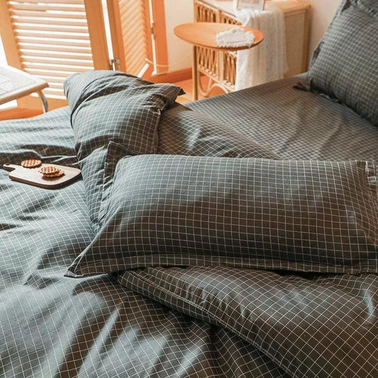 4 Piece Bedding Set Duvet Cover, Sheets and Pillowcases - Volaia