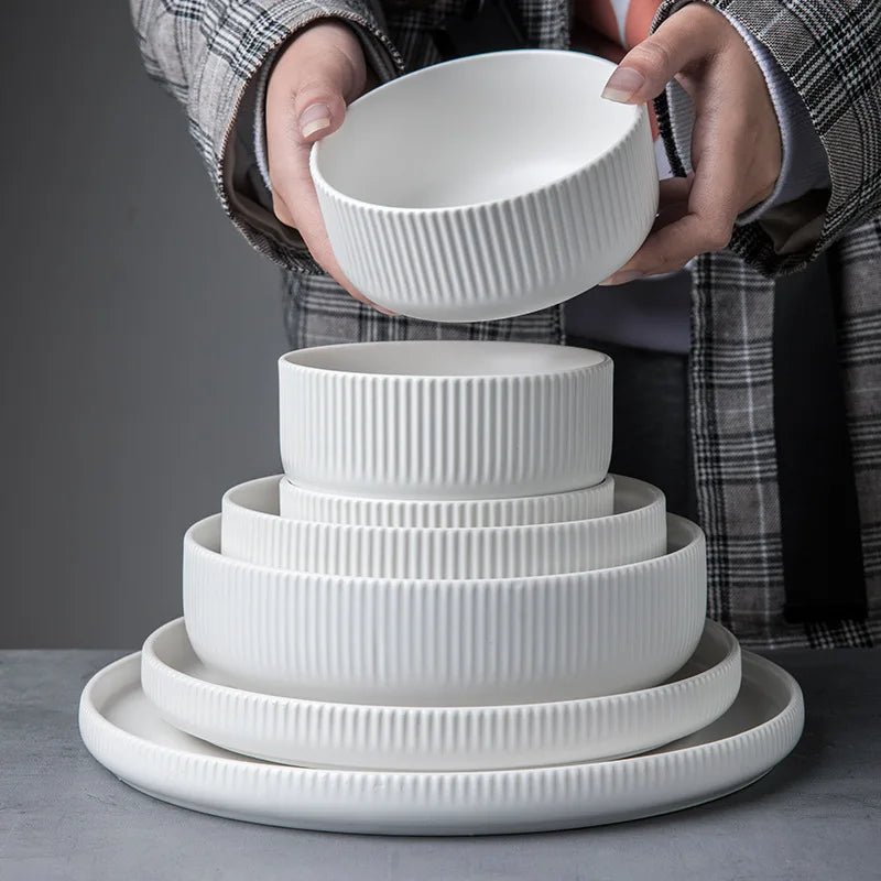 Nordic Matte Glazed Ceramic Dinnerware Set - Volaia