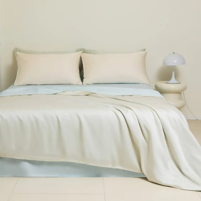 Silk Bedding Set Duvet Cover, Sheets and Pillowcases - Volaia
